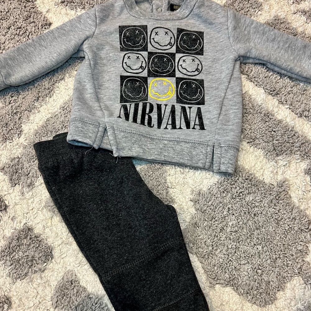 Nirvana 2 piece sweat outfit